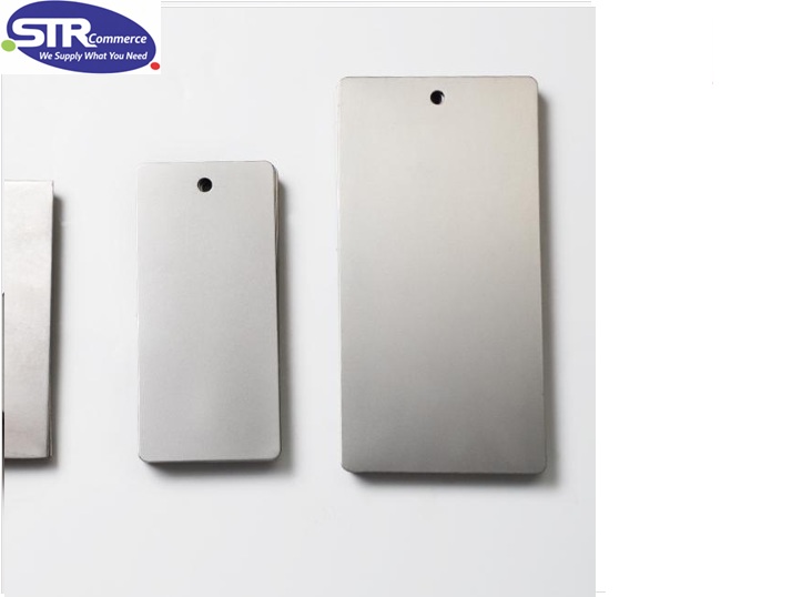 Tấm thép cán nguội chuyên dụng cho thử nghiệm, kích thước $70 \times 150 \times 0.8 \text{ mm}$, thiết kế bo tròn góc.